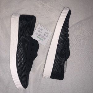 Black Mesh size 8 Tretorn
